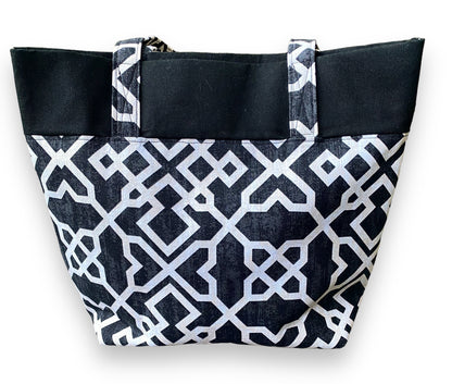 Stand-alone Tote Bag